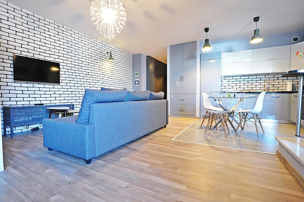 Designomania Apartments - Nadwislanska 11 คราคูฟ ภายนอก รูปภาพ