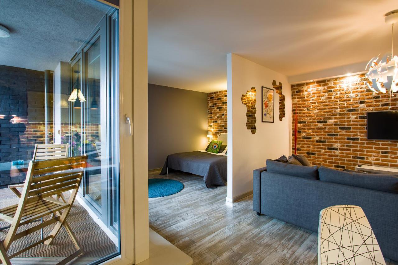 Designomania Apartments - Nadwislanska 11 คราคูฟ ภายนอก รูปภาพ